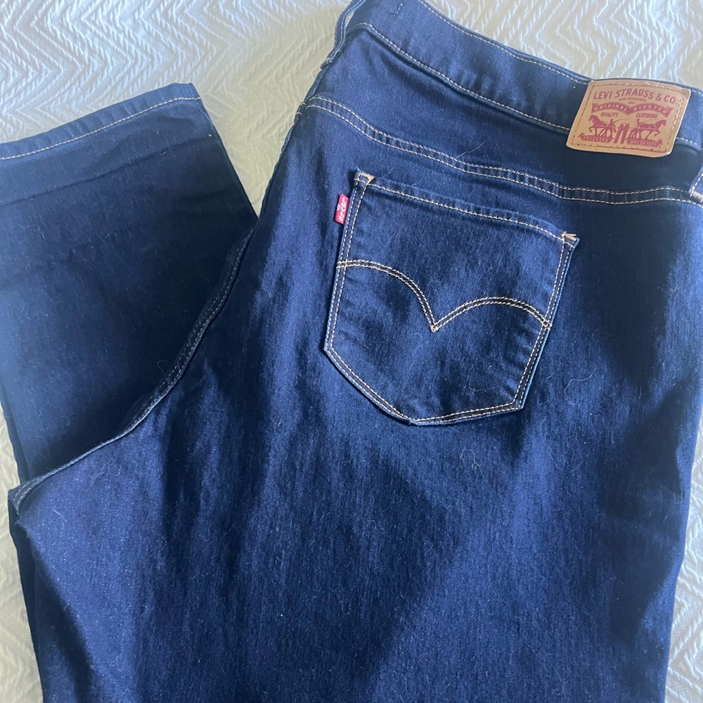 Levi’s 311 Shaping Skinny Jeans